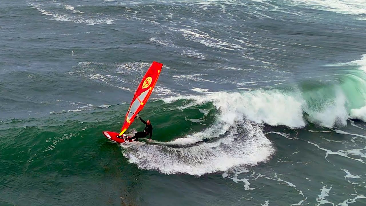Juicy Inside Section - Brice Point Break Windsurfing