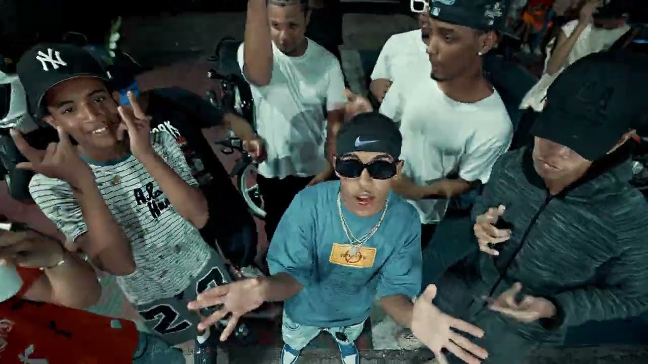 Alex Roxario - Que Malo [Video Oficial]