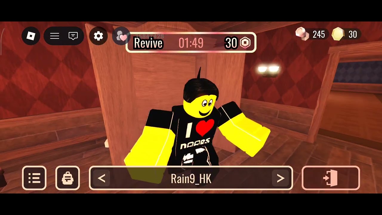 玩roblox DOORS