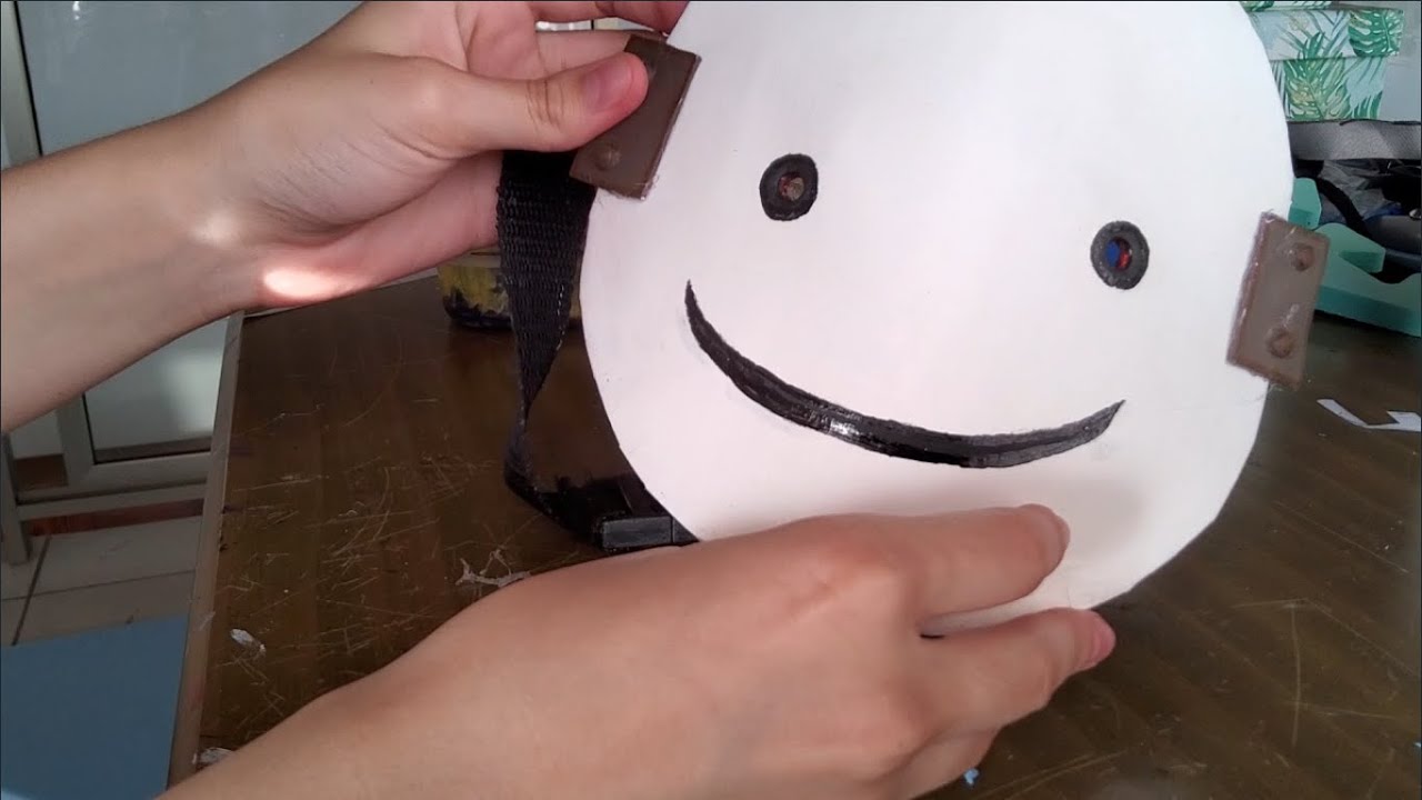Dream Mask Tutorial [Free Pattern]