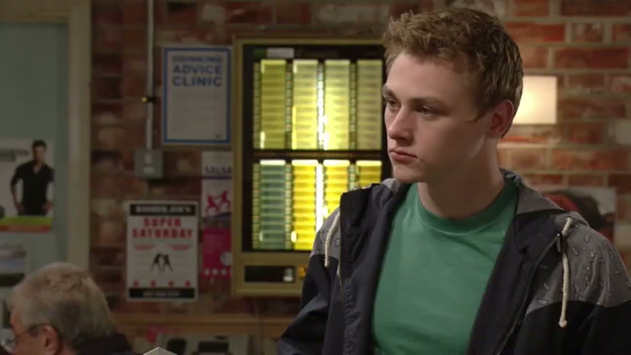 Peter tries to reconcile Lucy and Ian (Eastenders 2013)