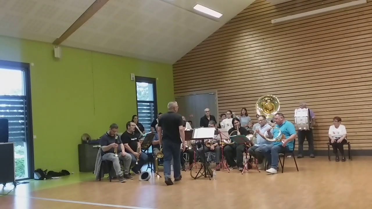 FANFARE SAINT JEAN DE BOURNAY    