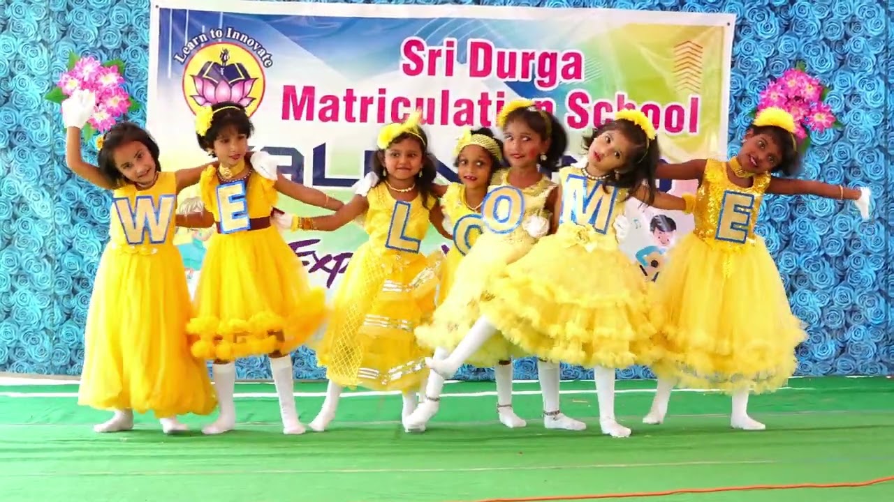Welcome Dance by UKG Students - Talentino