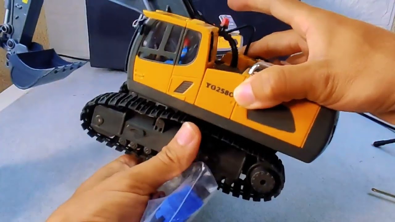 🚜📢Escavadeira Elétrica Brinquedo 11 Canais Controle 2.4GhZ.