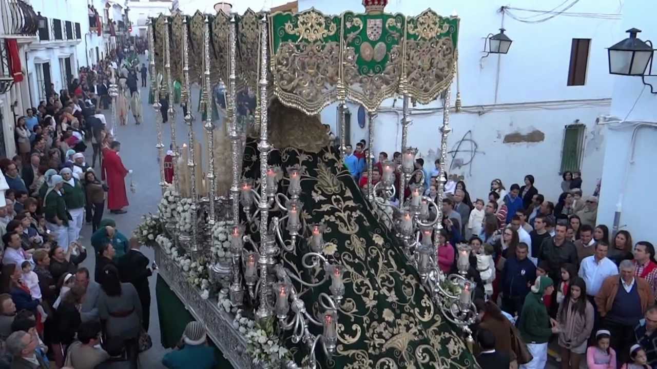 Paso de Palio de María Stma. de la Esperanza de Moguer en la calle Flores. Domingo de Ramos 2012