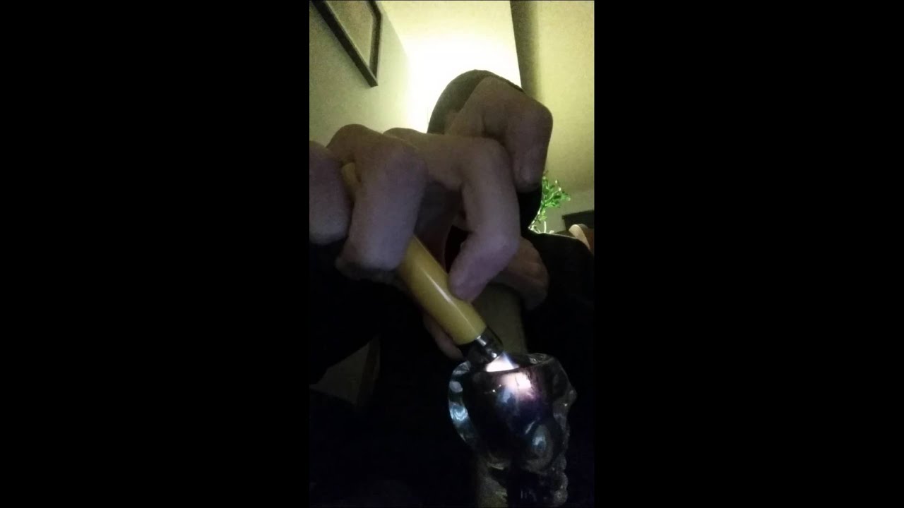 Big bong toke with roor