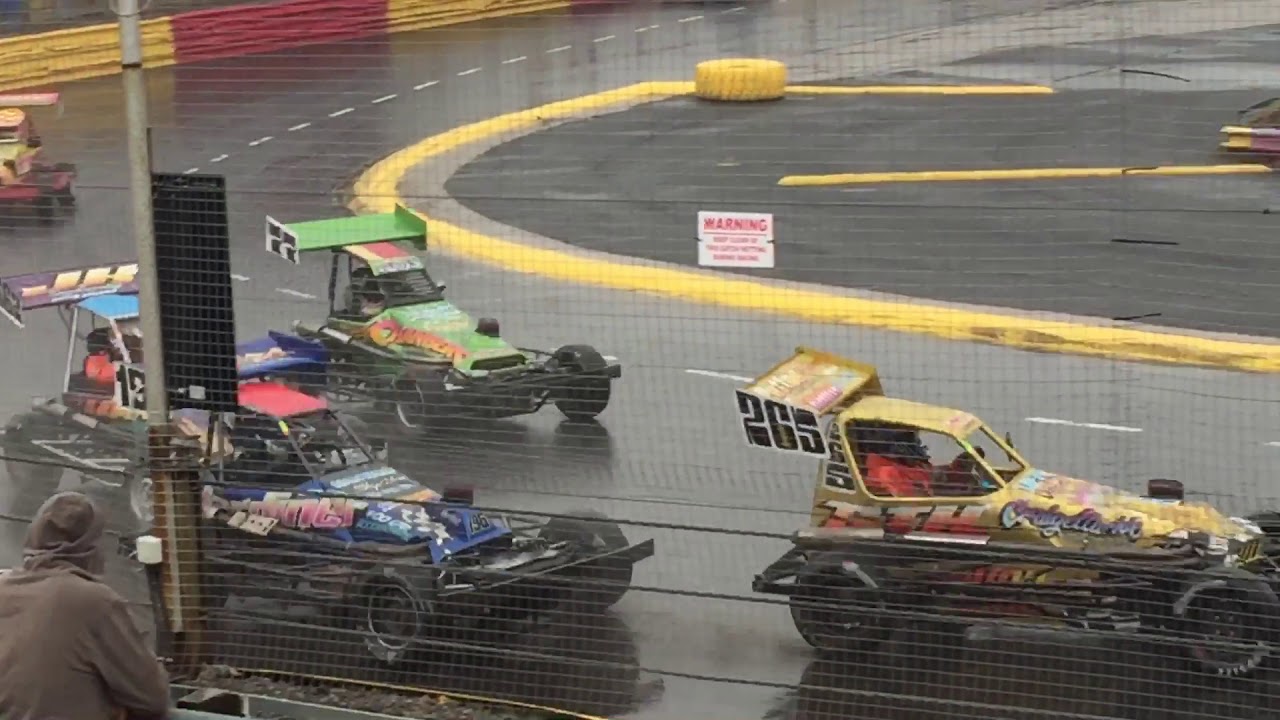Superstox ht2 12-8-18 @ lochgelly raceway