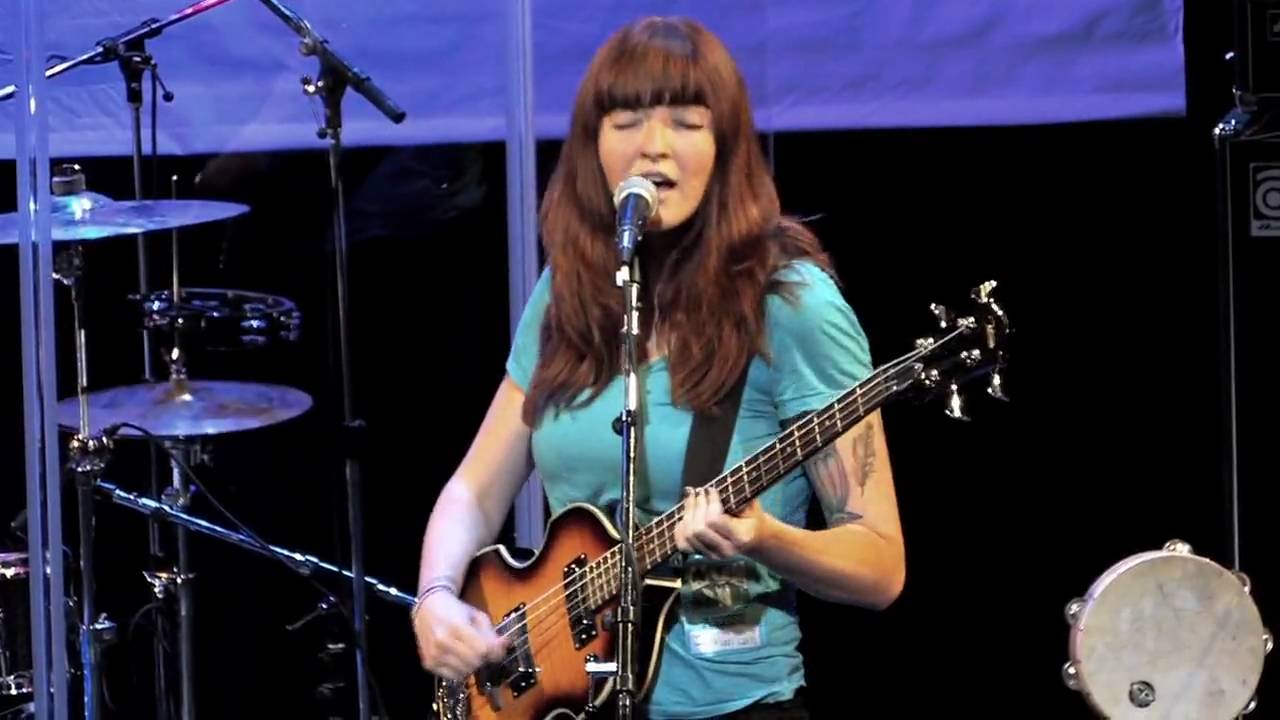 Vivian Girls - The End (Live on KEXP)
