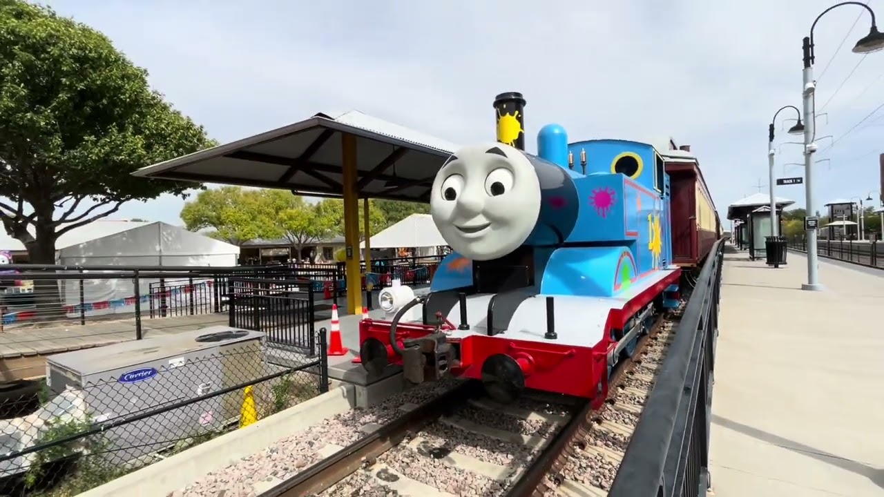 Day Out With Thomas -  Grapevine