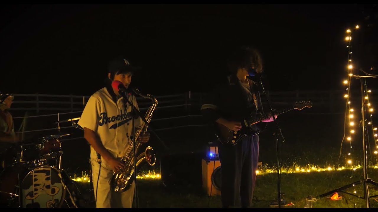 Dweji - Weird Fishes/ Arpeggi/ with Saxophone (Live)