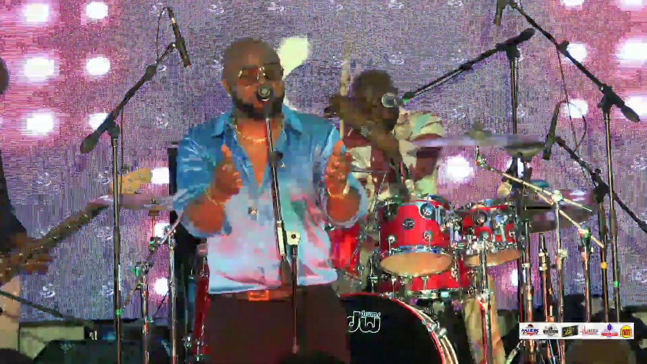 NU LOOK live MTL 9oct23