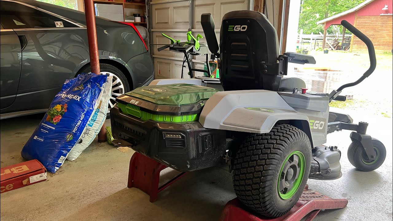 EGO Z6 42” Zero Turn Lawnmower Review & More
