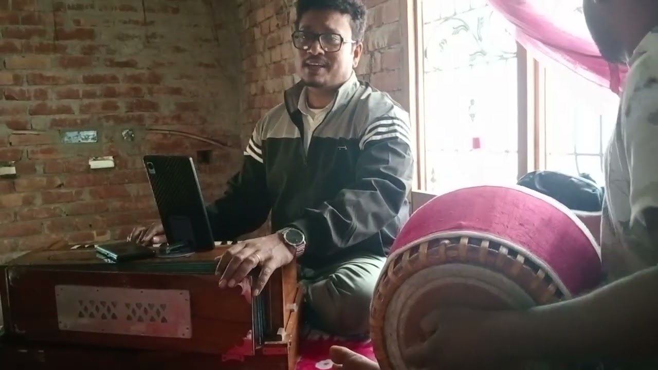 হরি সংগীত নিউটন যে দেশে মোর মনের মানুষ আমি সেই না দেশে যাবো