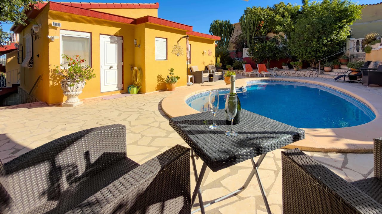 New Villa for sale in Calpe, Alicante h106