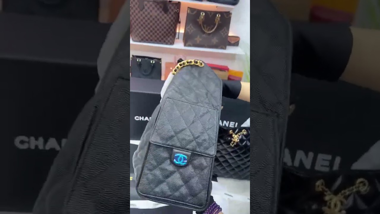 Chanel Medium 25 Hobo Bag Dark Navy Caviar Antique Gold Hardware