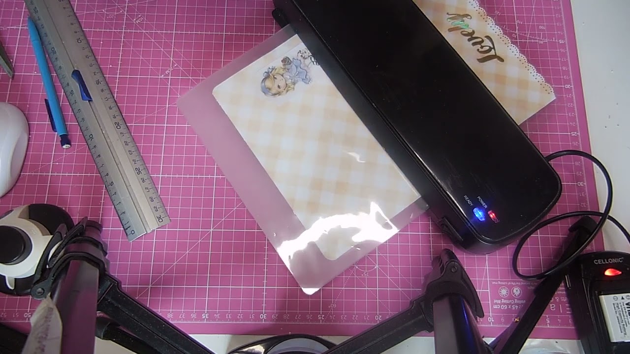 petite pochette platifiée facile et peu de materiel
