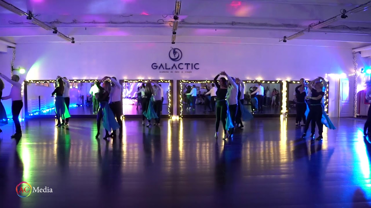 Bachata - Final de curs incepatori by Andrei & Cris (Galactic Dance Baia Mare)