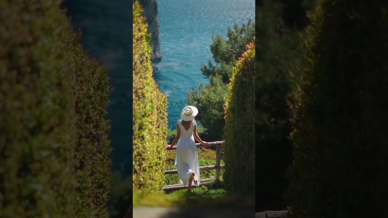 Every summer story begins in linen