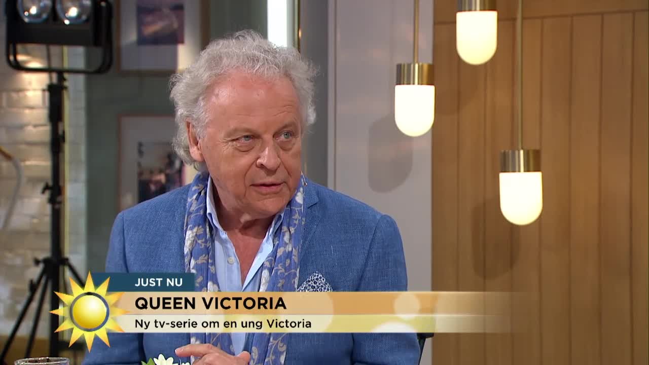 Herman Lindqvist om fascinatonen för brittiska kungahuset - Nyhetsmorgon (TV4)