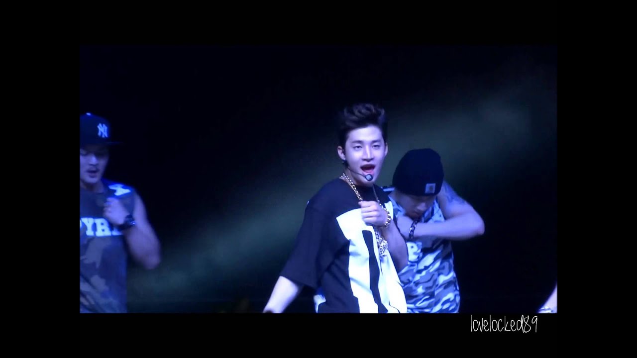 140517 Henry Performing Trap at Singapore e-awards