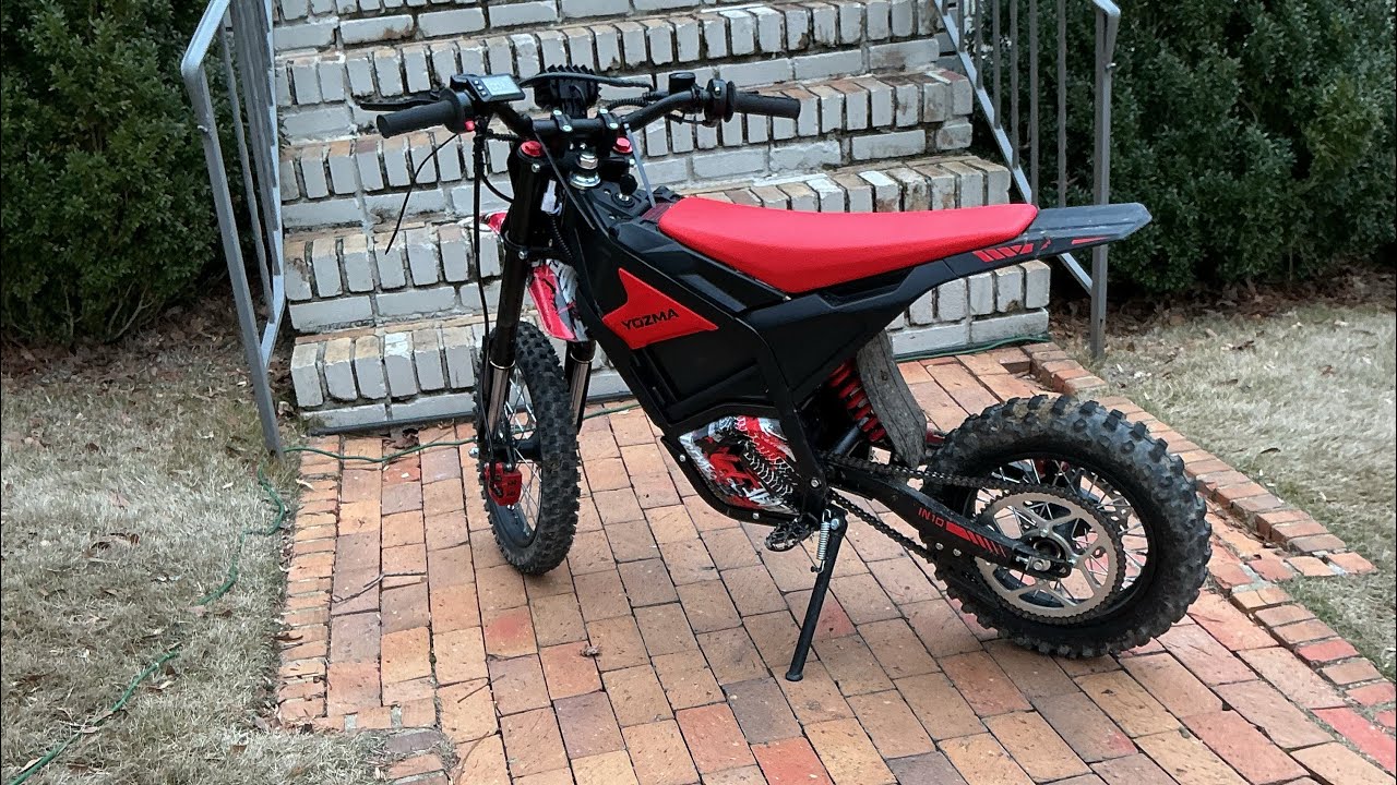 Riding to my local jumps on the yozma