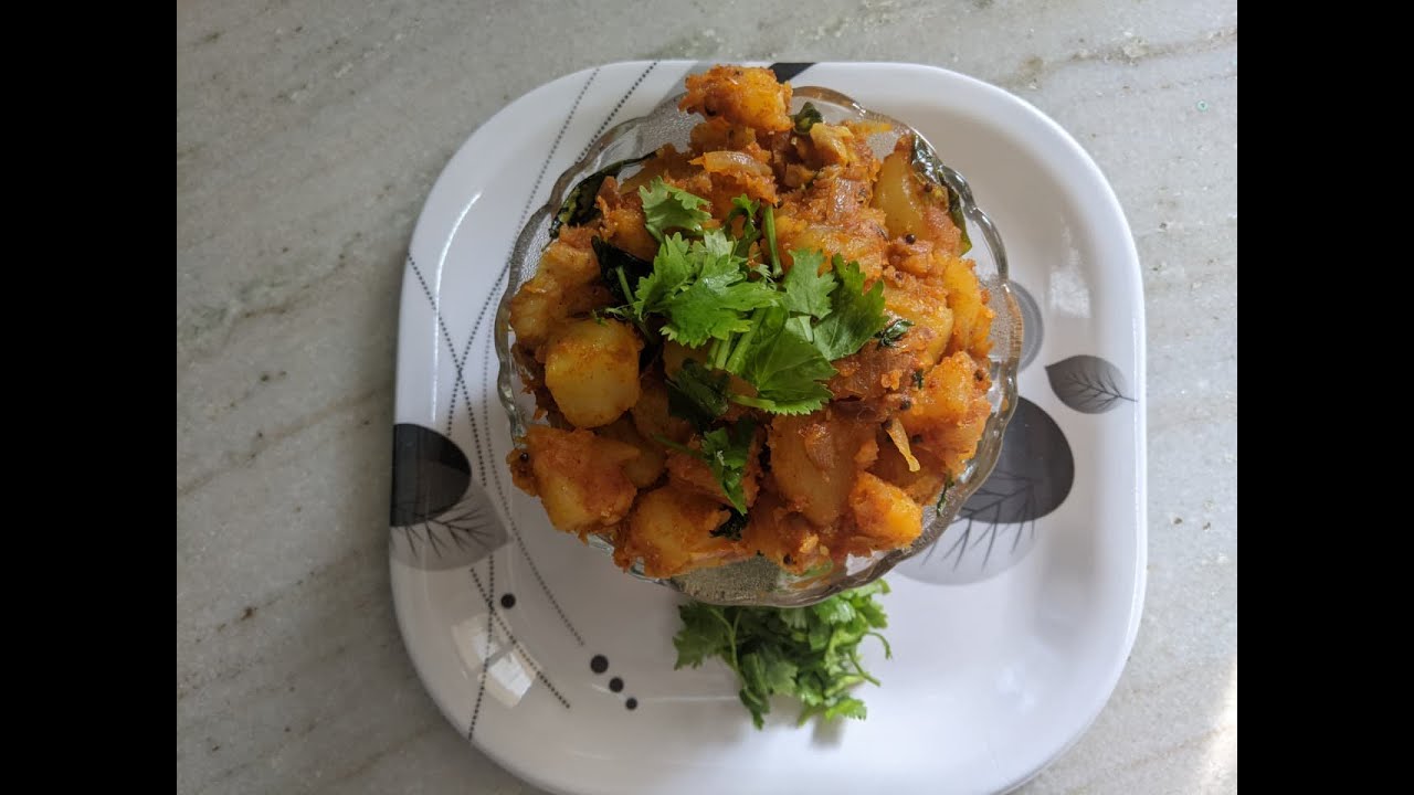 Quick &  👌Simple Potato curry | బంగాళాదుంప కర్రీ 👌😋ఇలా చేస్తే అన్నం, చపాతీలోకి అదిరిపోద్ది