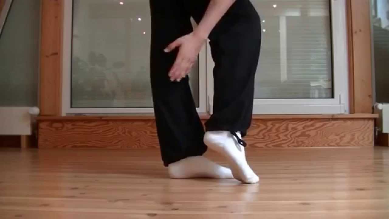 MJ tutorial Moonwalk on the spot (Billie Jean)