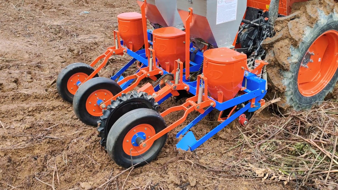 Kubota tanam jagung otomatis