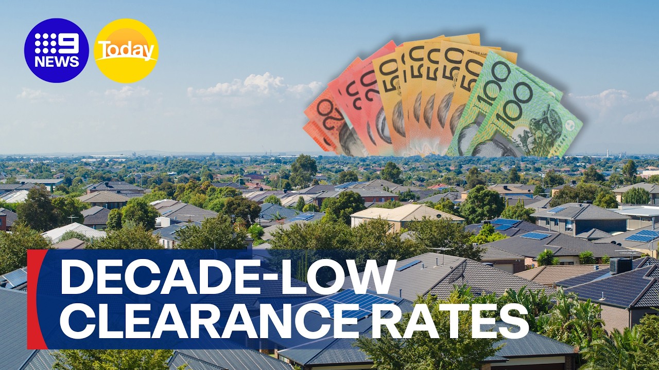 Property market records worst auction clearance rates in nearly a decade | 9 News Australia