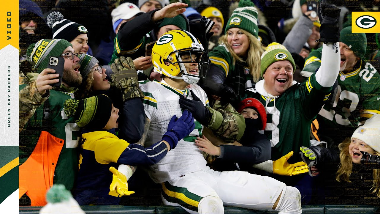 Highlights: 30 years of Lambeau Leaps