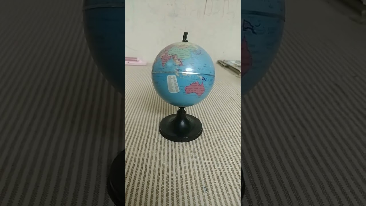 mini globe