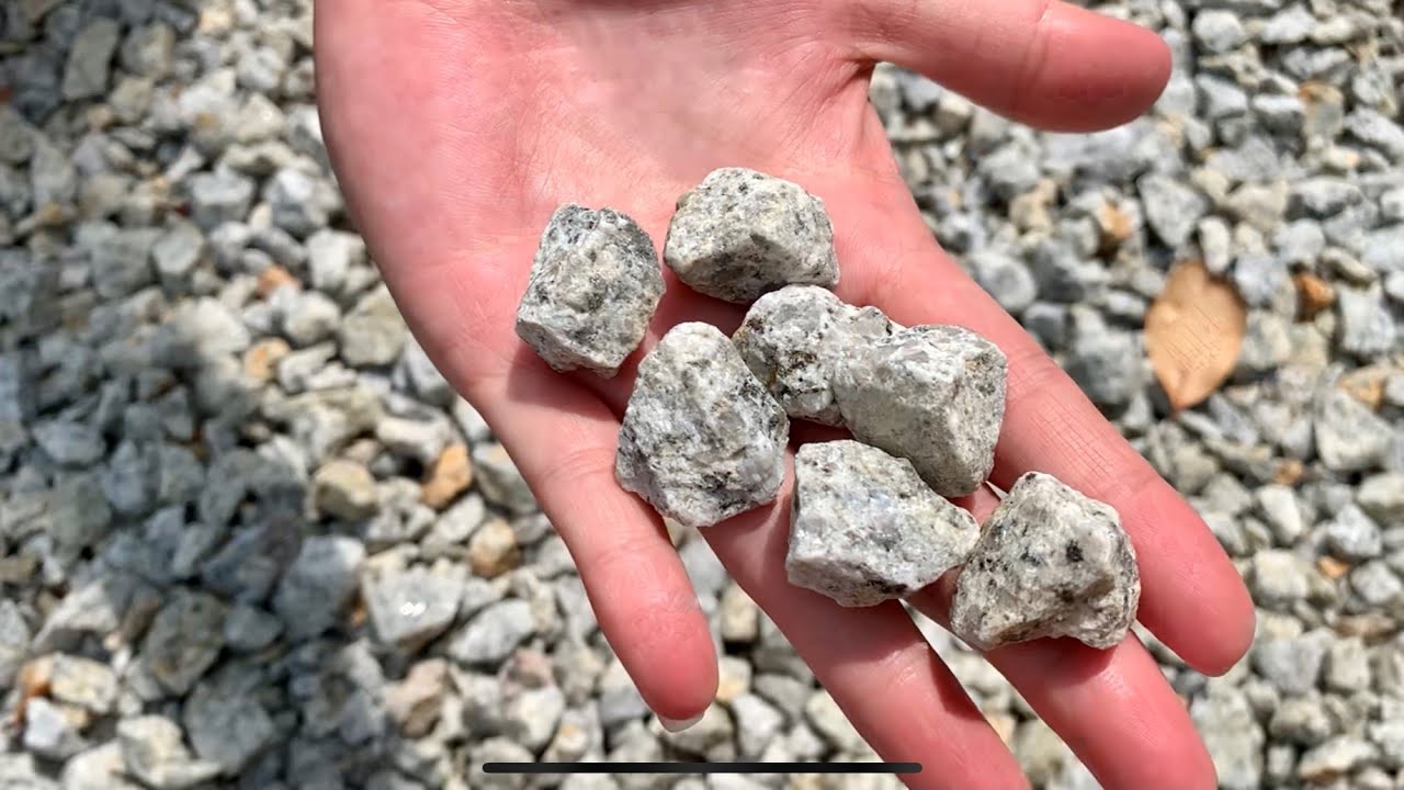 Traditional seven stones tossing game
