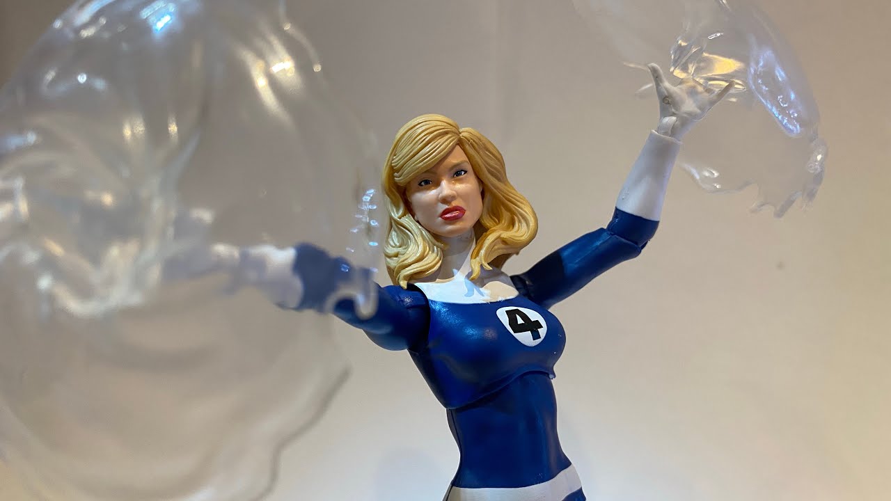 Marvel Legends Invisible Woman Retro Action Figure Review (2021)