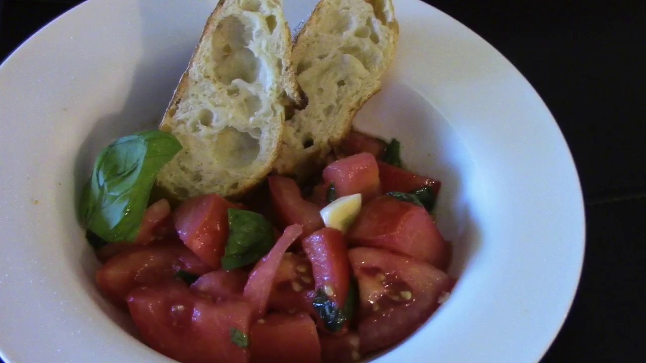 Summer Tomato Salad