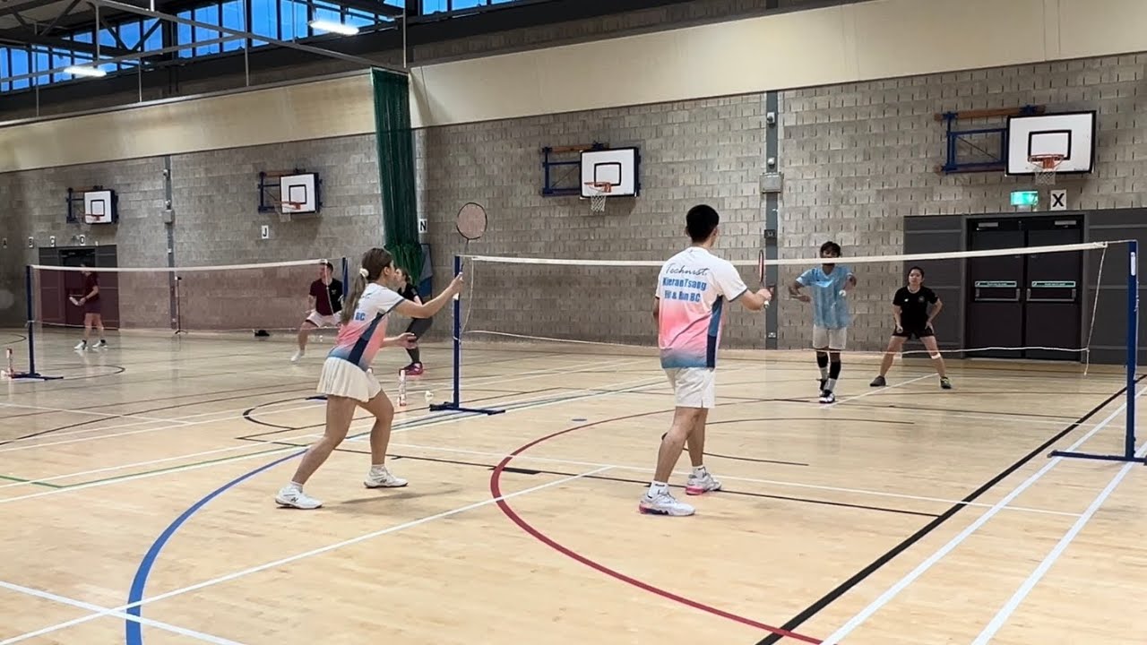 Kieran/Isa  vs Kiki/Rahul - Group Stage 4