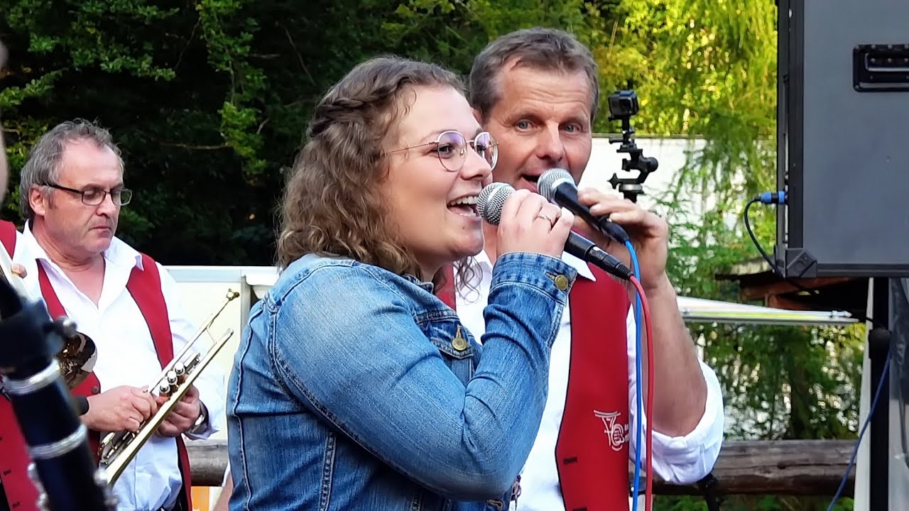 Kannst du Knödel kochen - Die fidelen Breisgauer | Waldfest Titisee 2021 🇩🇪