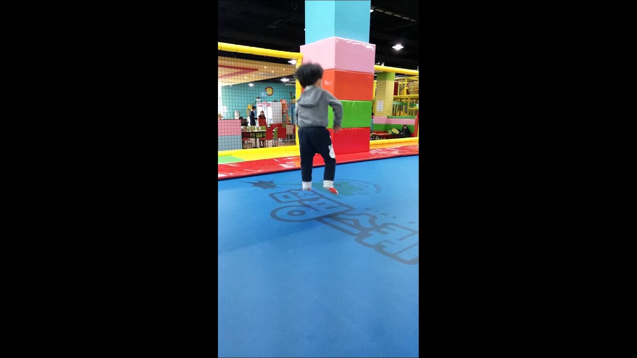 [VLOG] Play time at JUMPING SQUAREㅣYeseong