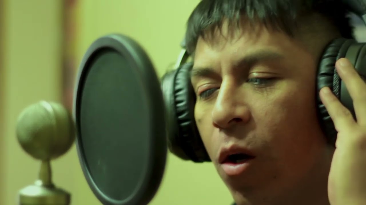GRUPO AMANTES DE LA CUMBIA - TU MISTERIOSO ALGUIEN ( Video Clip )