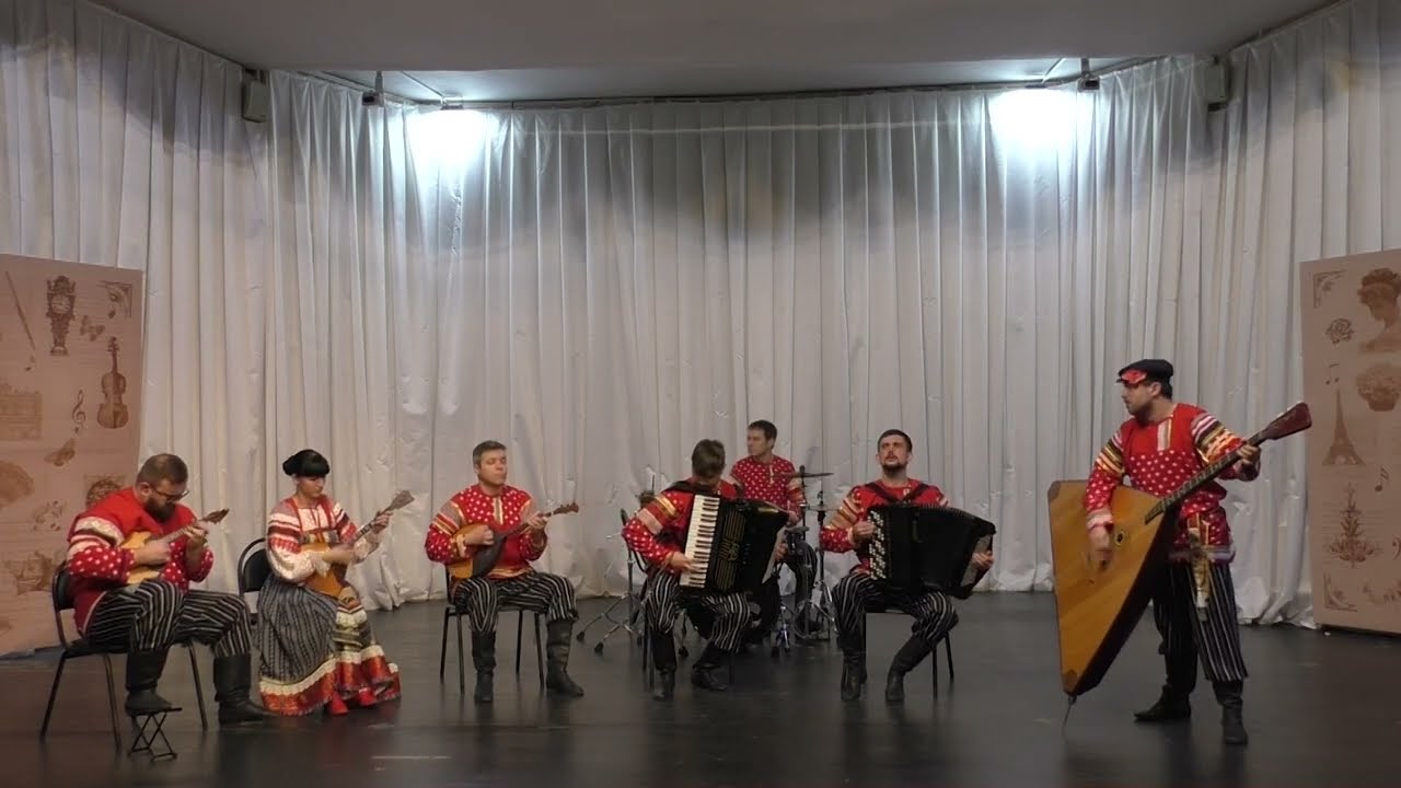 Ансамбль песни и танца 