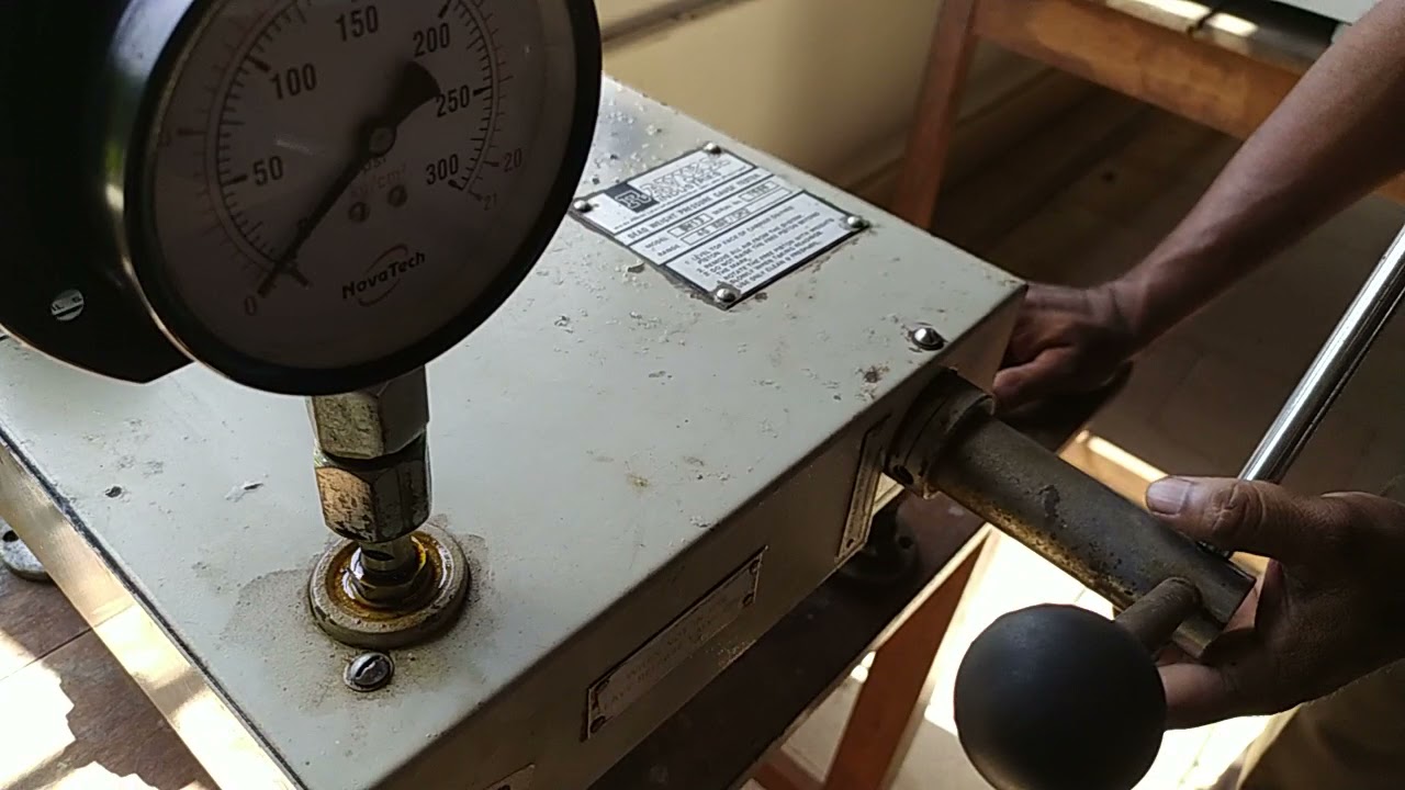 Calibration of pressure gauge
