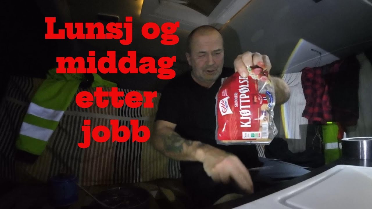 Matlaging på stormkjøkken i campingbilen