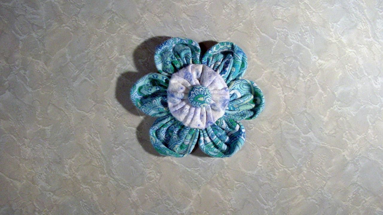 Fabric Yo-Yo Flowers / Suffolk Puff Flowers