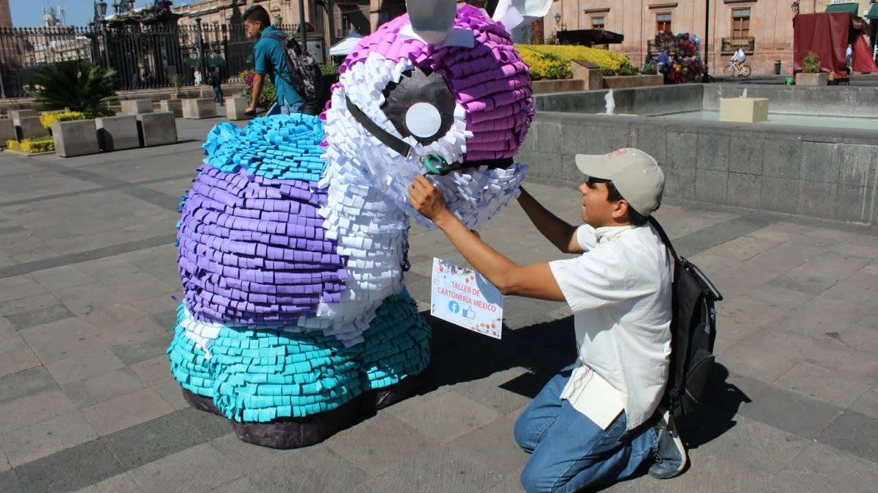 Parte 2 de 4. Tutorial de piñata de Burrito Sabanero