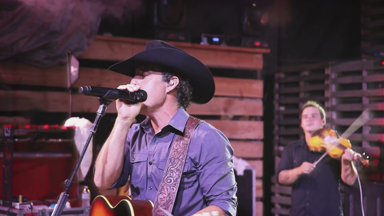 Aaron Watson - Boots (Official Video)