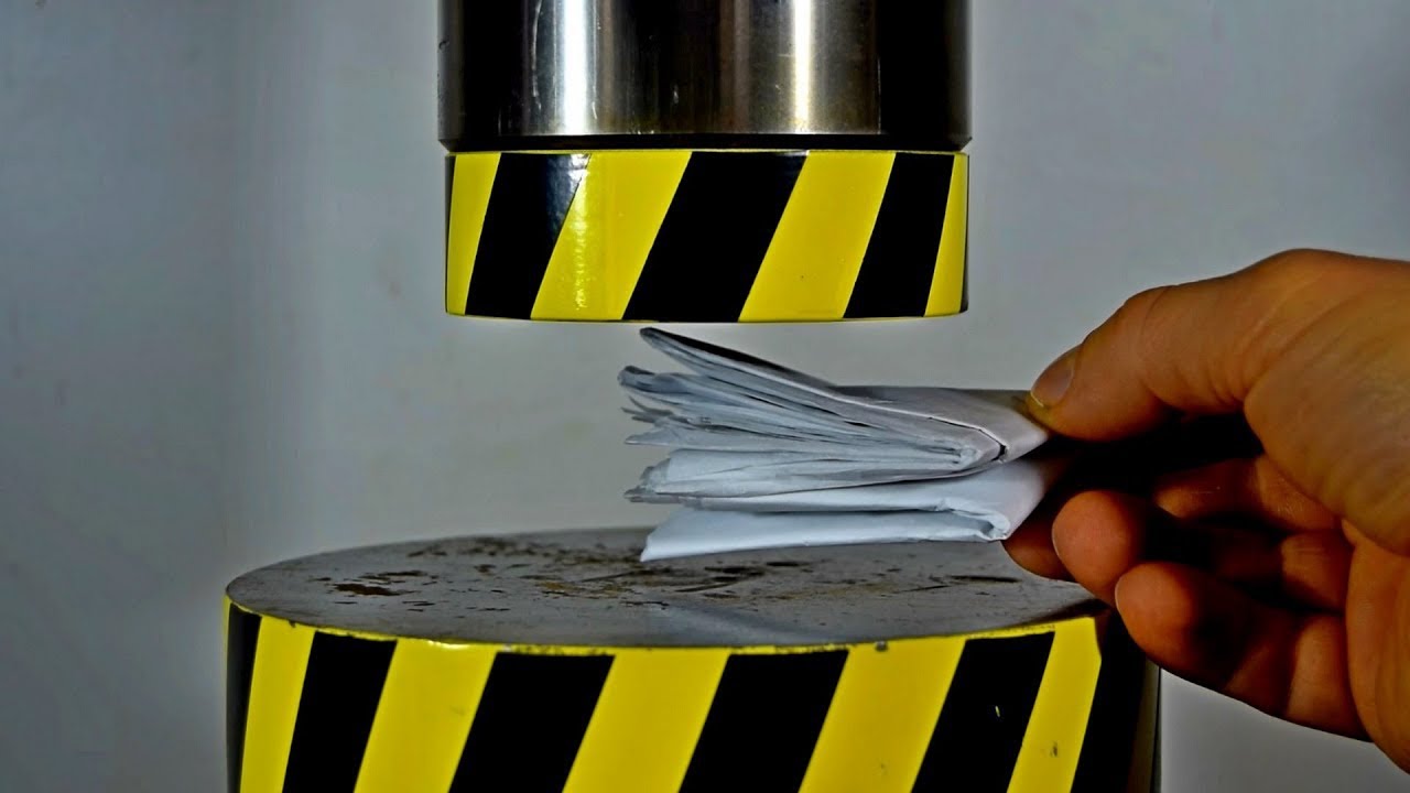 PUEDE DOBLARSE UNA HOJA DE PAPEL MÁS DE SIETE VECES CON UNA PRENSA HIDRÁULICA