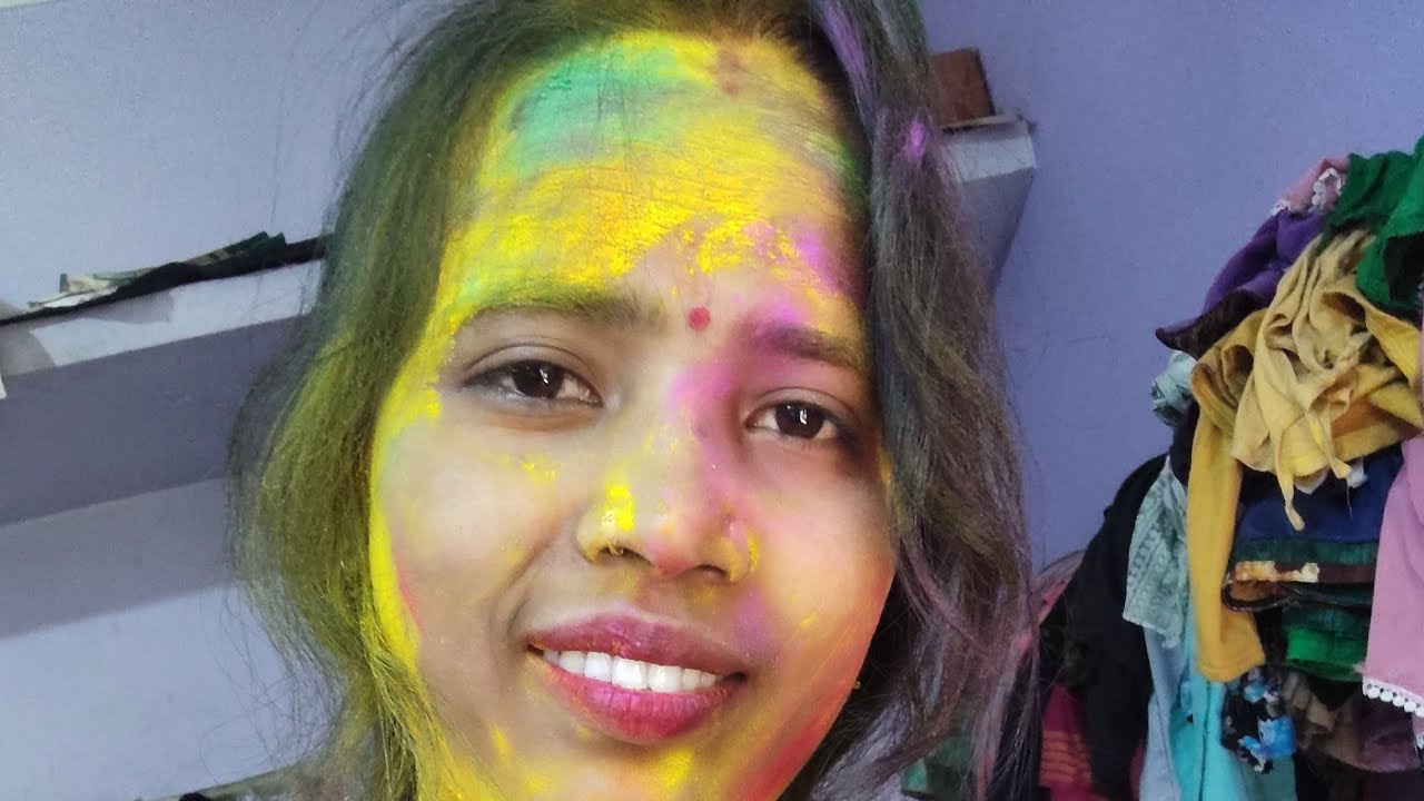 hello फ्रेंड्स हैप्पी होली ll 💕💕