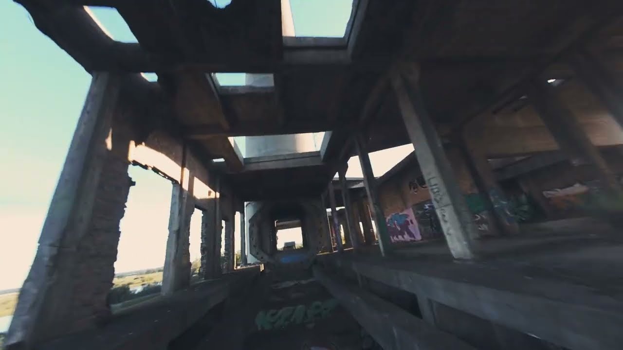 Chimney dives || FPV Freestyle