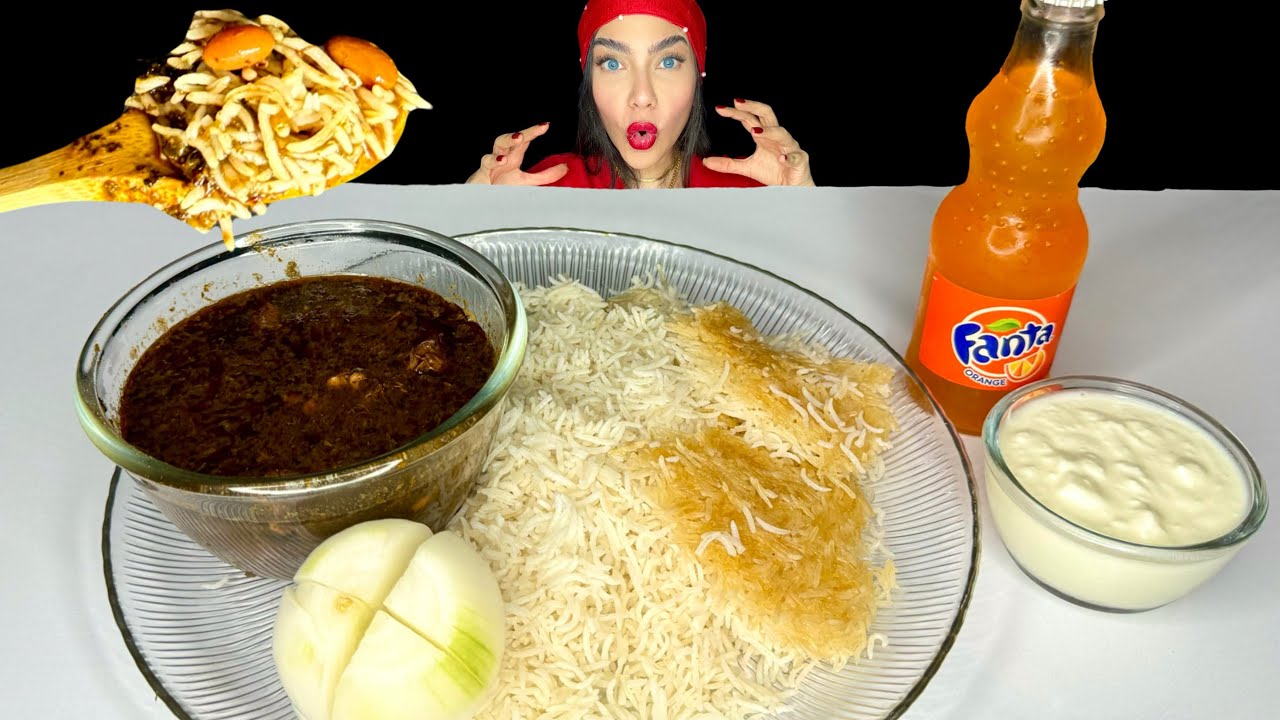 MUKBANG ASMR GHORMEH SABZI WITH RICE (PERSIAN FOOD)موکبانگ قرمه سبزی با برنج (غذای ایرانی)