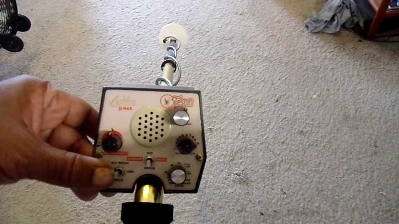 Gold Ring Quest: Picking the Metal Detector for a special job..finding gold among the Trash..