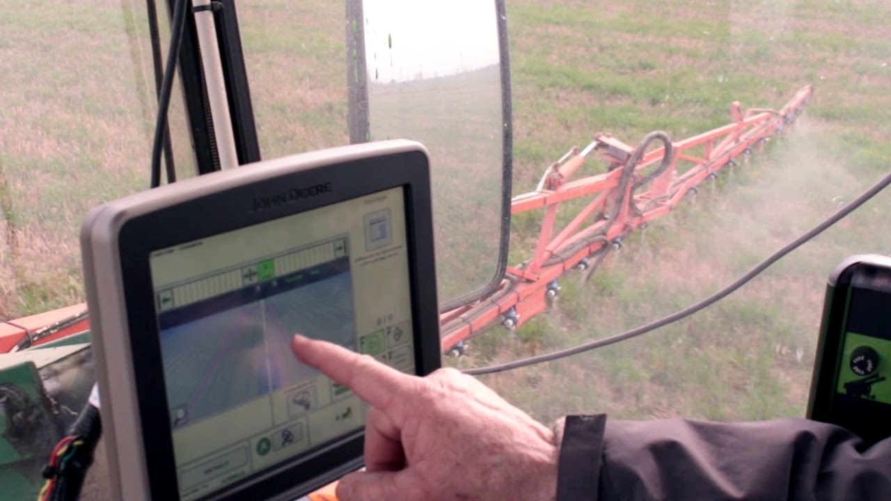 Pulv&eacute;risation : syst&egrave;me d'autoguidage RTK